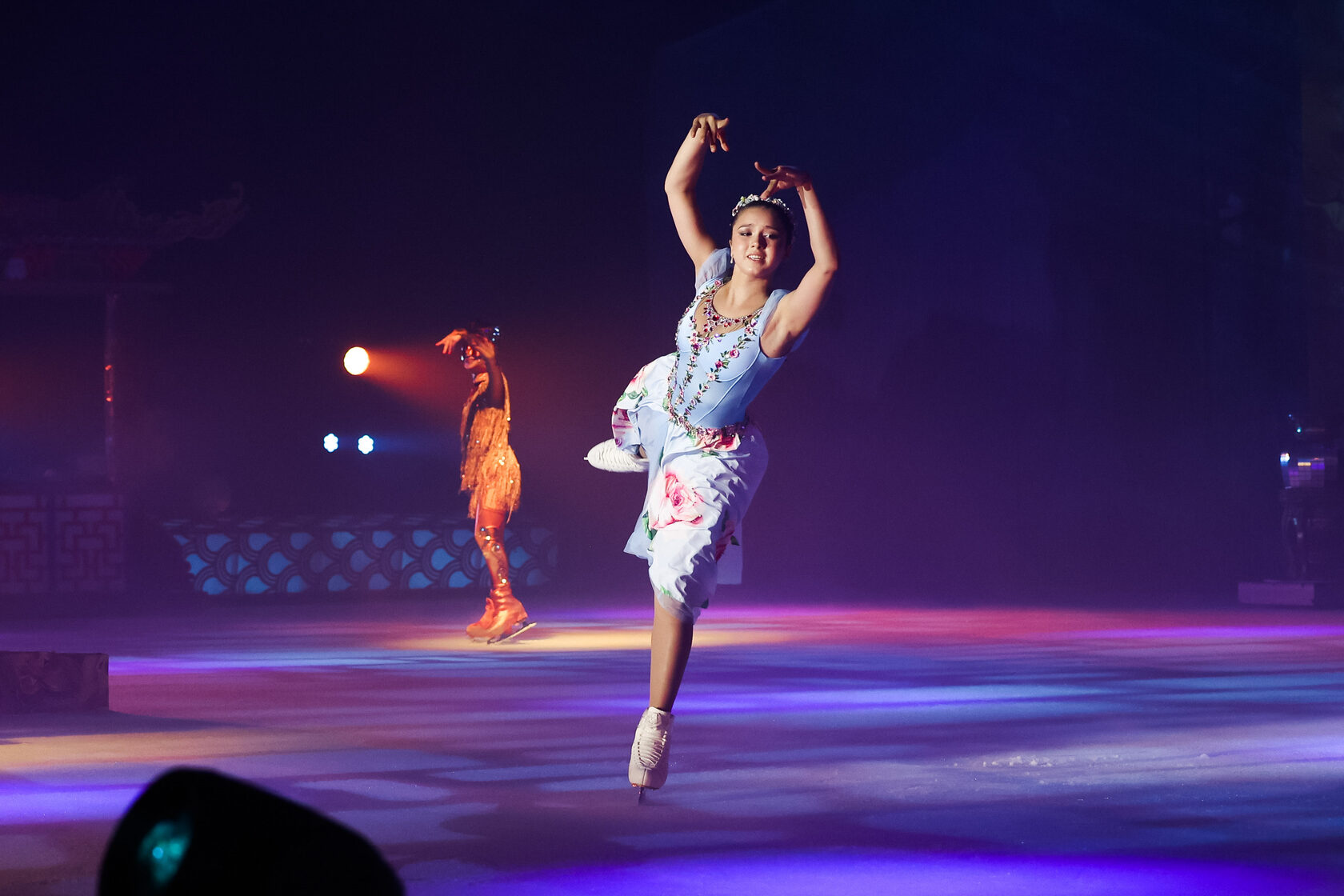камила валиева шоу навки. валиева камилла навка. камила валиева гала-шоу. аленький цветочек ледовое шоу. камила валиева шоу чемпионы на льду.