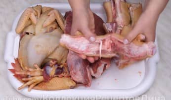 Приготовление домашнего холодца из свинины, говядины и курицы: шаг 1