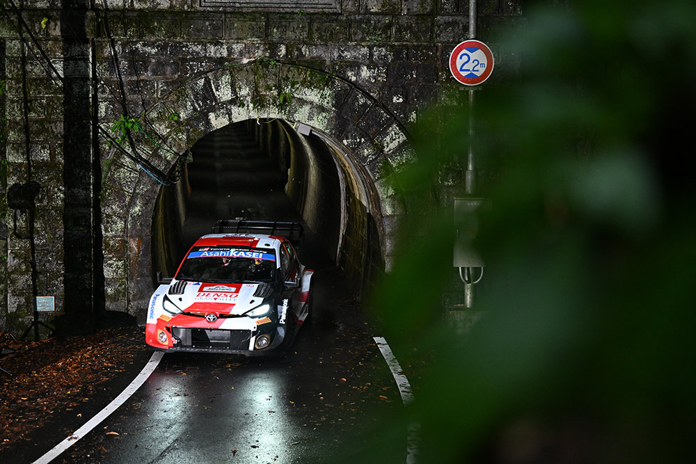 Такамото Кацута и Аарон Джонстон, Toyota GR Yaris Rally1, ралли Япония 2023/Фото: Toyota Gazoo Racing WRT