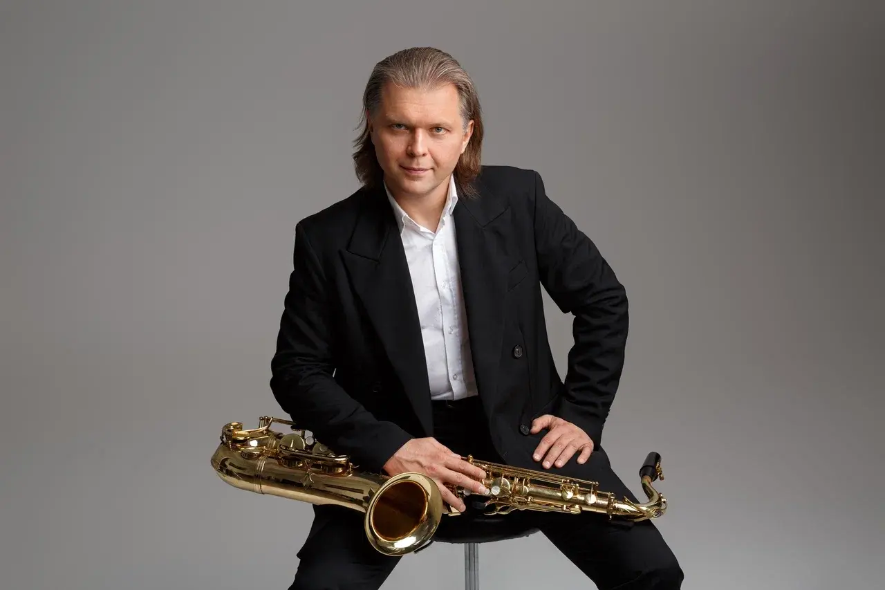 Саксофонист и дирижёр Сергей Колесов