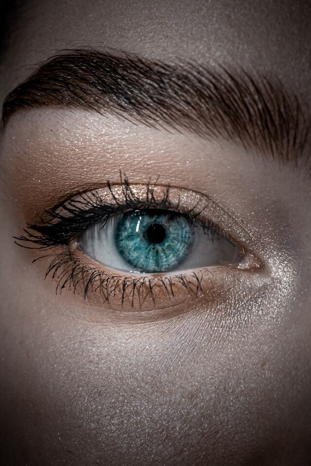 Eyebrow Shaping & Brow Lamination: What to Expect at Vacuum Studio
