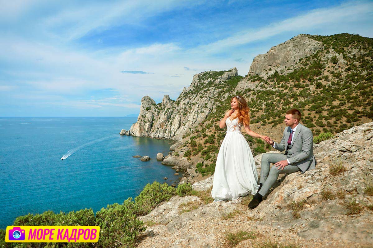 свадебная фотосессия в Судаке на тропе Голицына