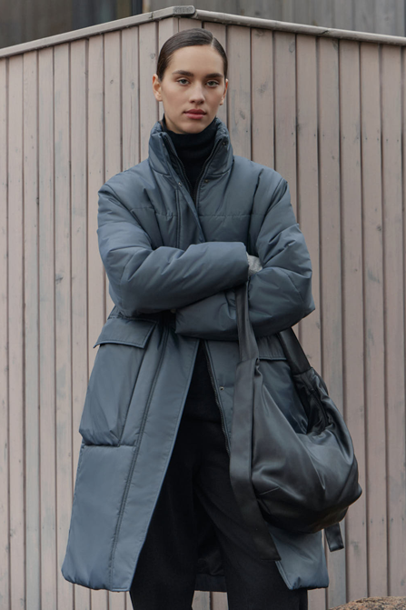 Стильное женское пальто. GATE31 — это минималистичный бренд верхней одежды из Санкт–Петербурга