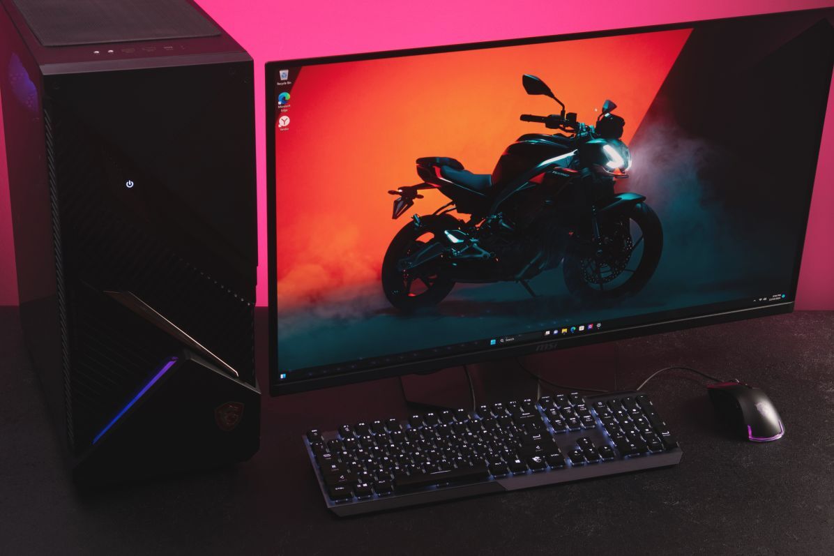 MSI MAG 321UP QD-OLED