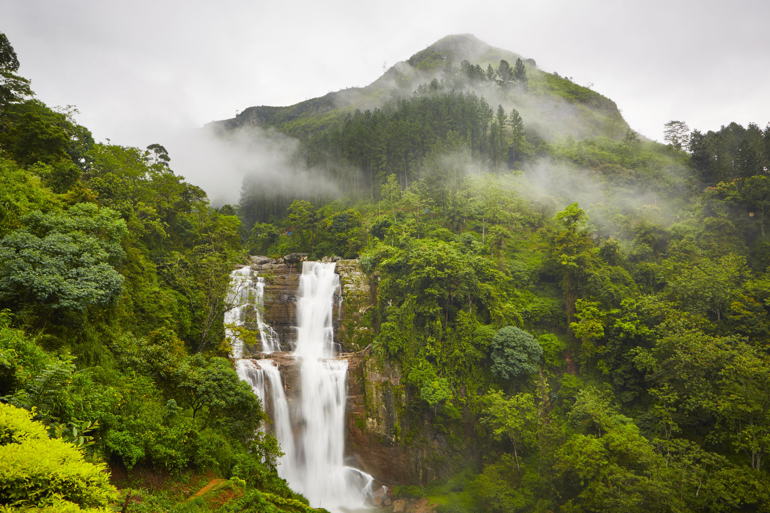 Водопад Рамбода Шри Ланка
