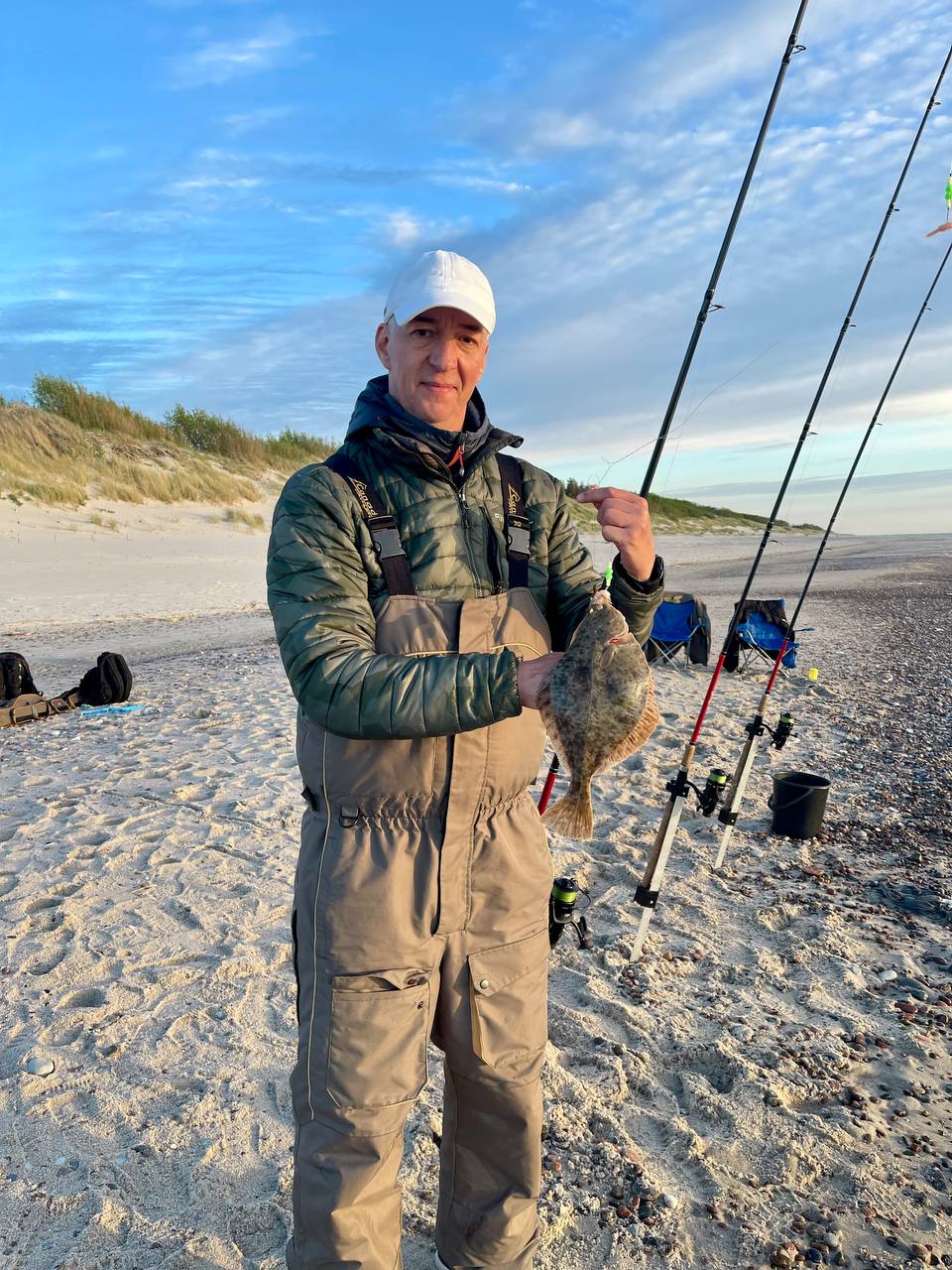 🎣