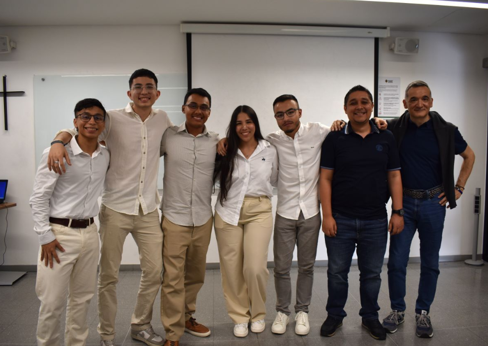 Del aula a la industria: UPB apuesta por Capstone