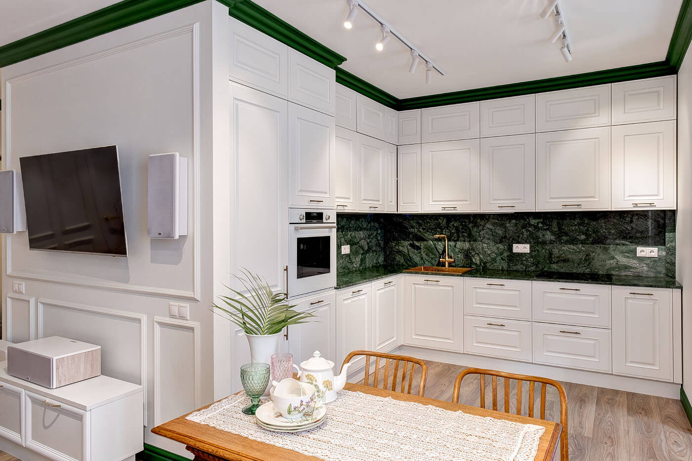 Опалиха - Дизайн интерьера кухня, стол, стулья