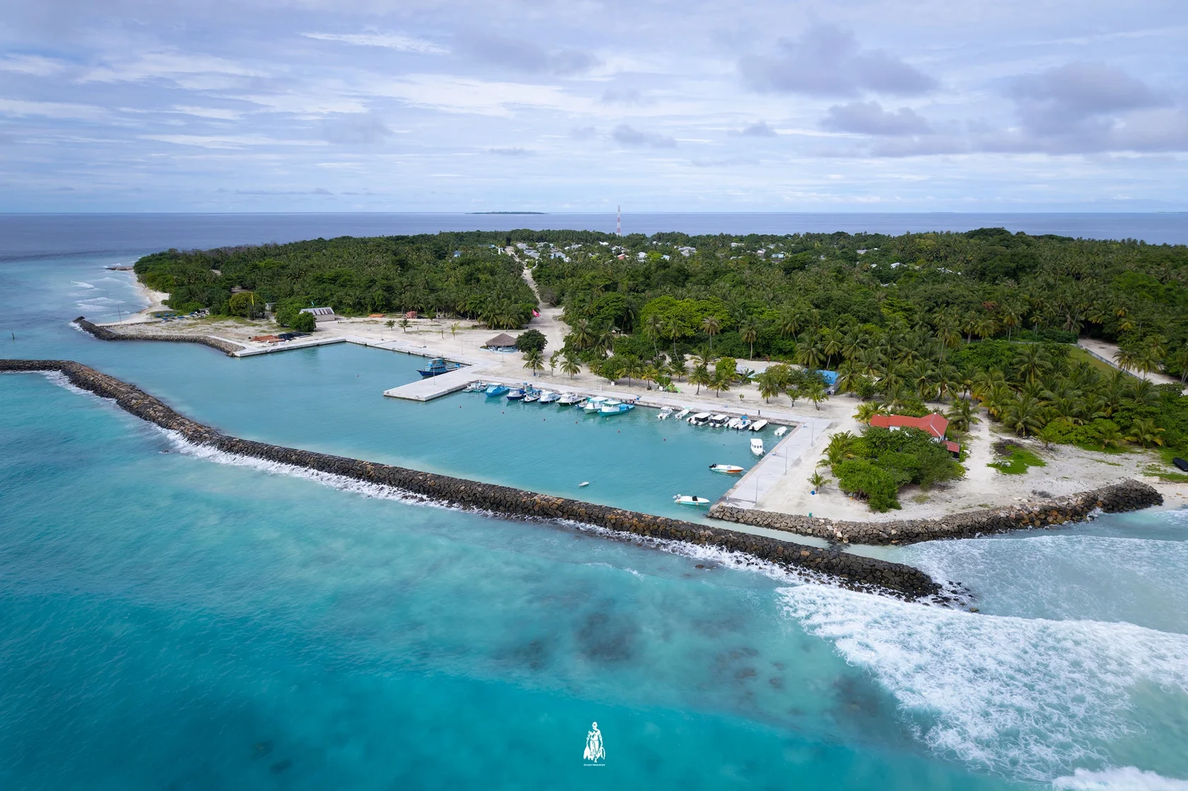 Feydhoo (Фейдху) — аэрофото, лагуна и остров