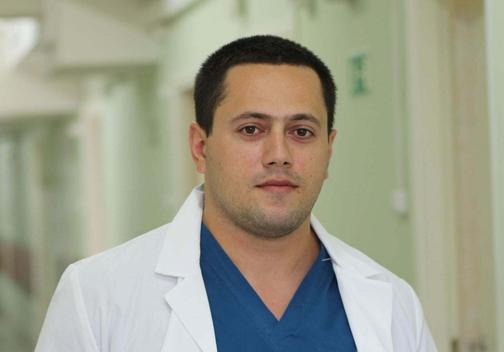 Мноян Артур Хачатурович хирург, запись на прием