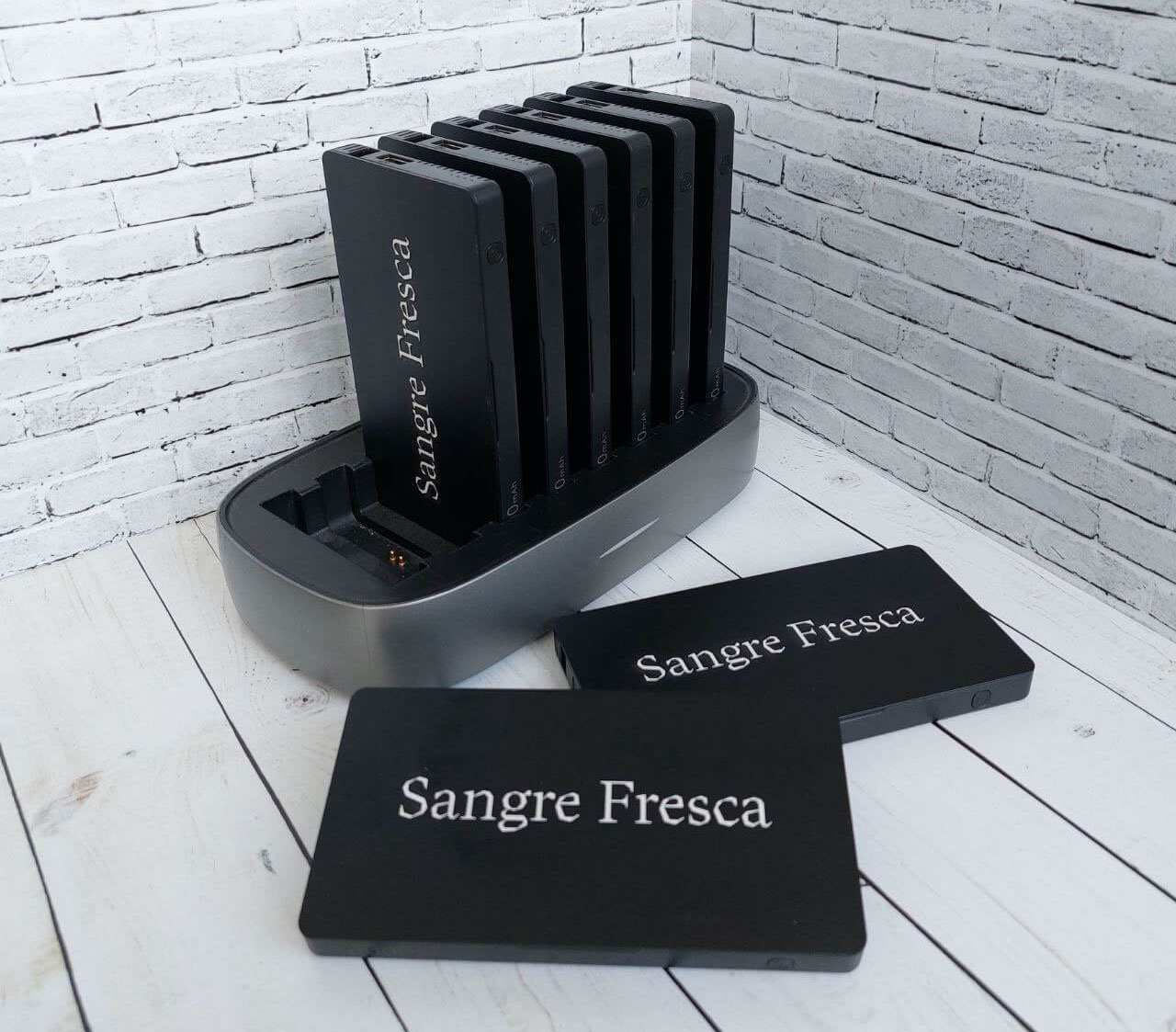 Charge st. Satechi 100w usb-c pd compact gan charger, 100 вт комплект поставки. Satechi st-u4ma3m. Беспроводное зарядное устройство satechi. Зарядное устройство satechi type-c.