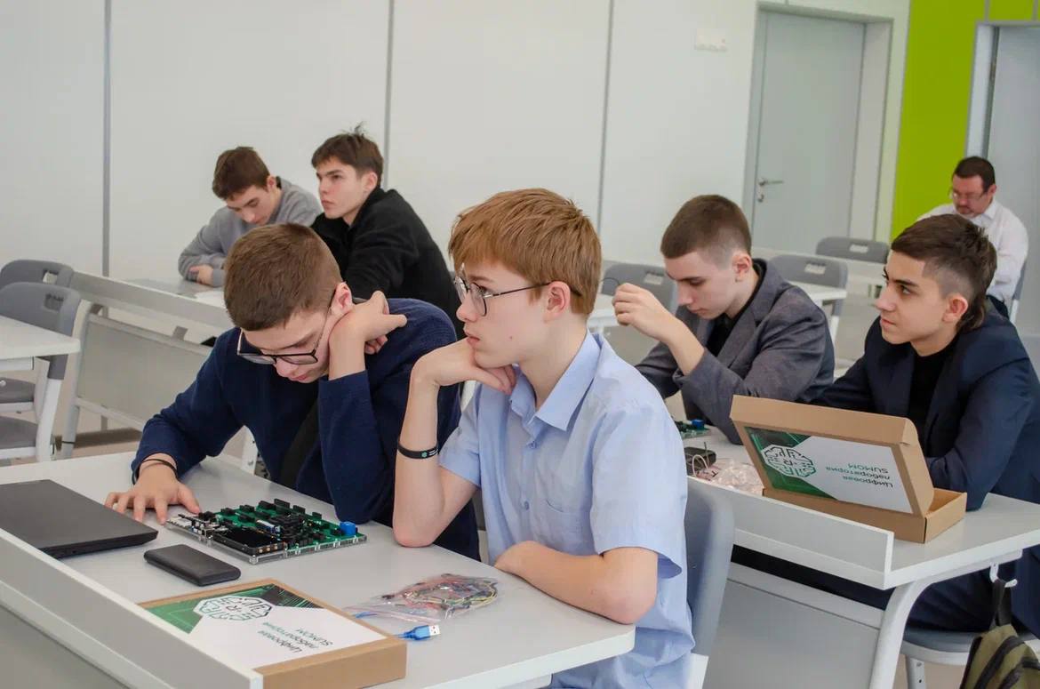 Стенд вблизи