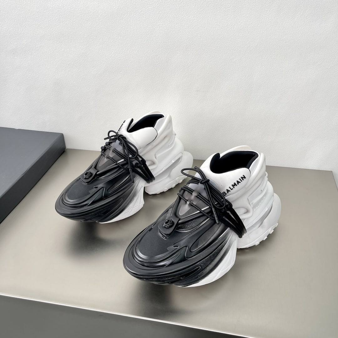 Balmain unicorn кроссовки. Кроссовки Balmain Unicorn Black. Балмаин Юникорн. Balmain Unicorn черные.