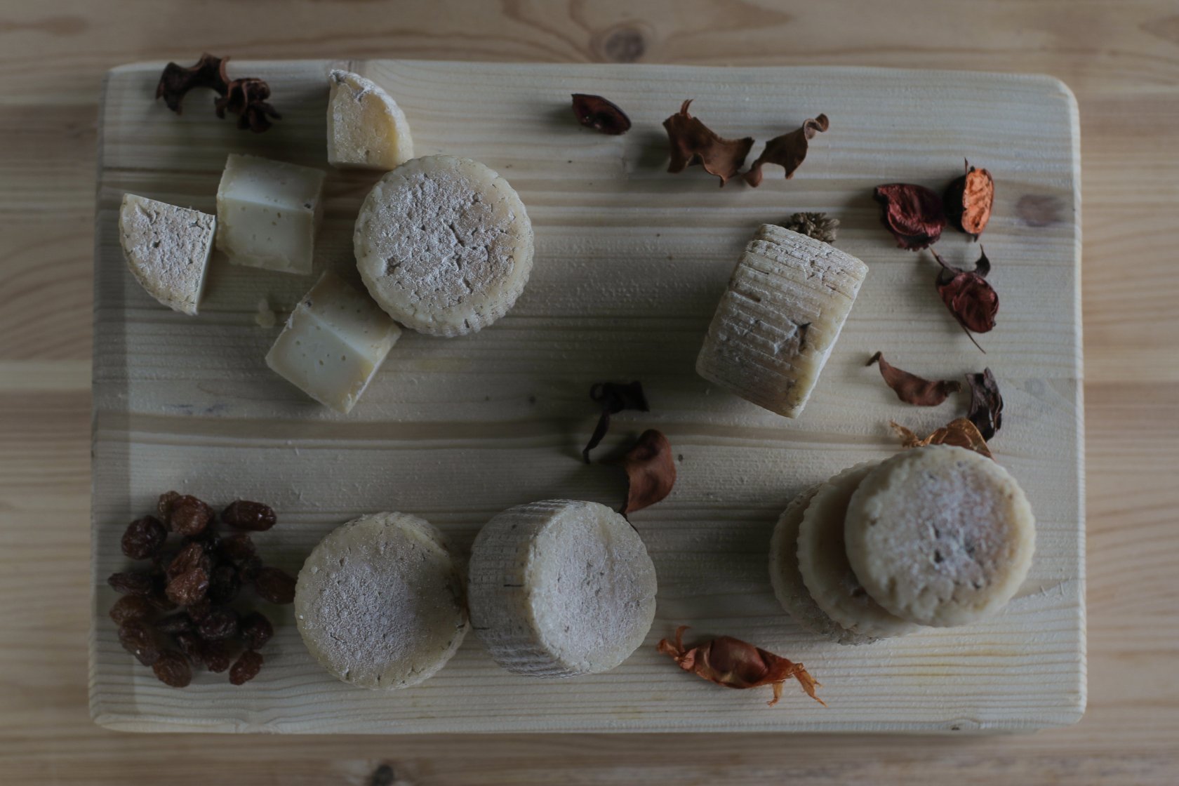 Шевротелла выдержанный сыр натуральный ремесленный домашний фермерский ручной работы авторский сыр Марии Коваль