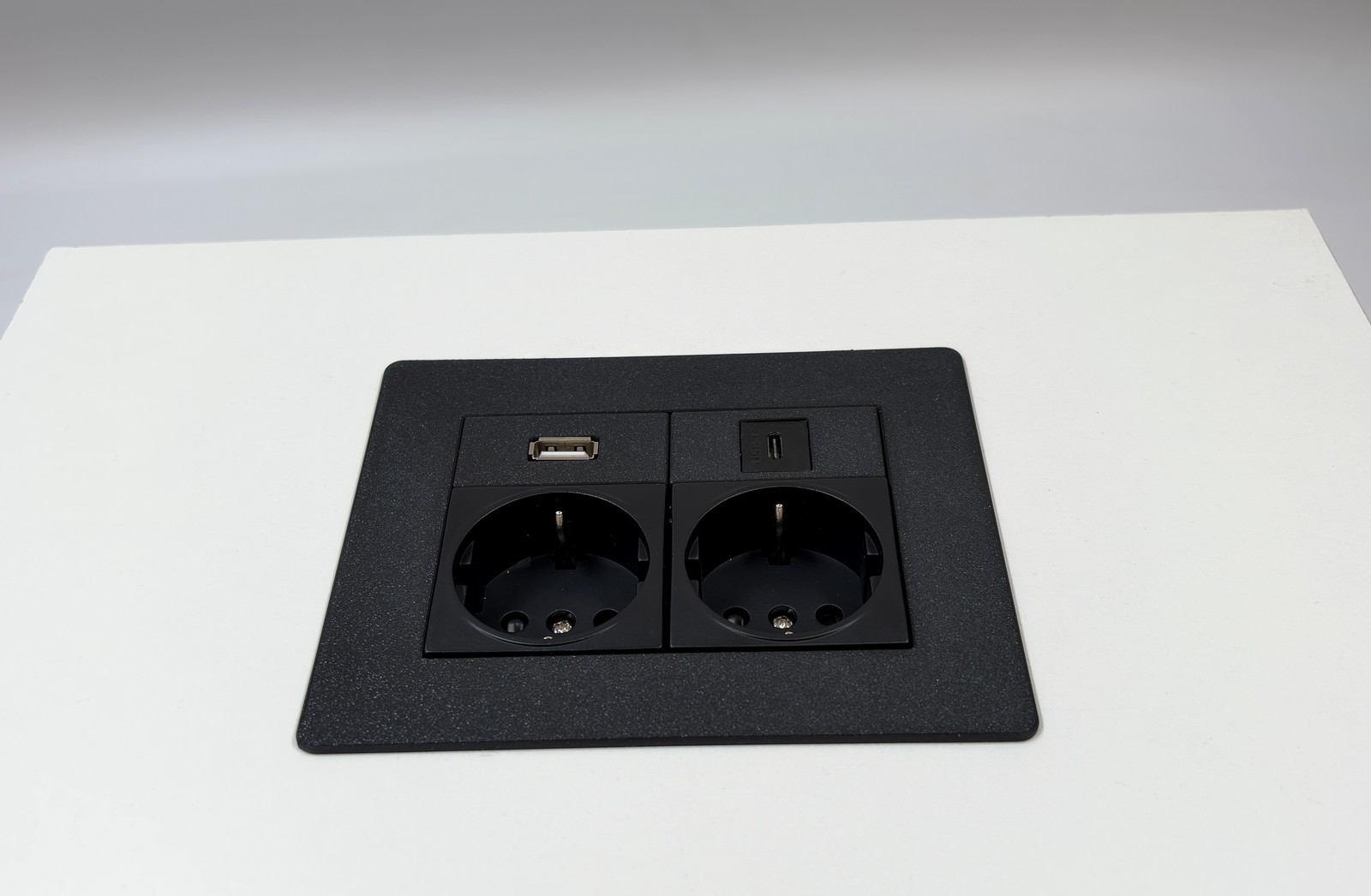 Причал 2 — в столешнице