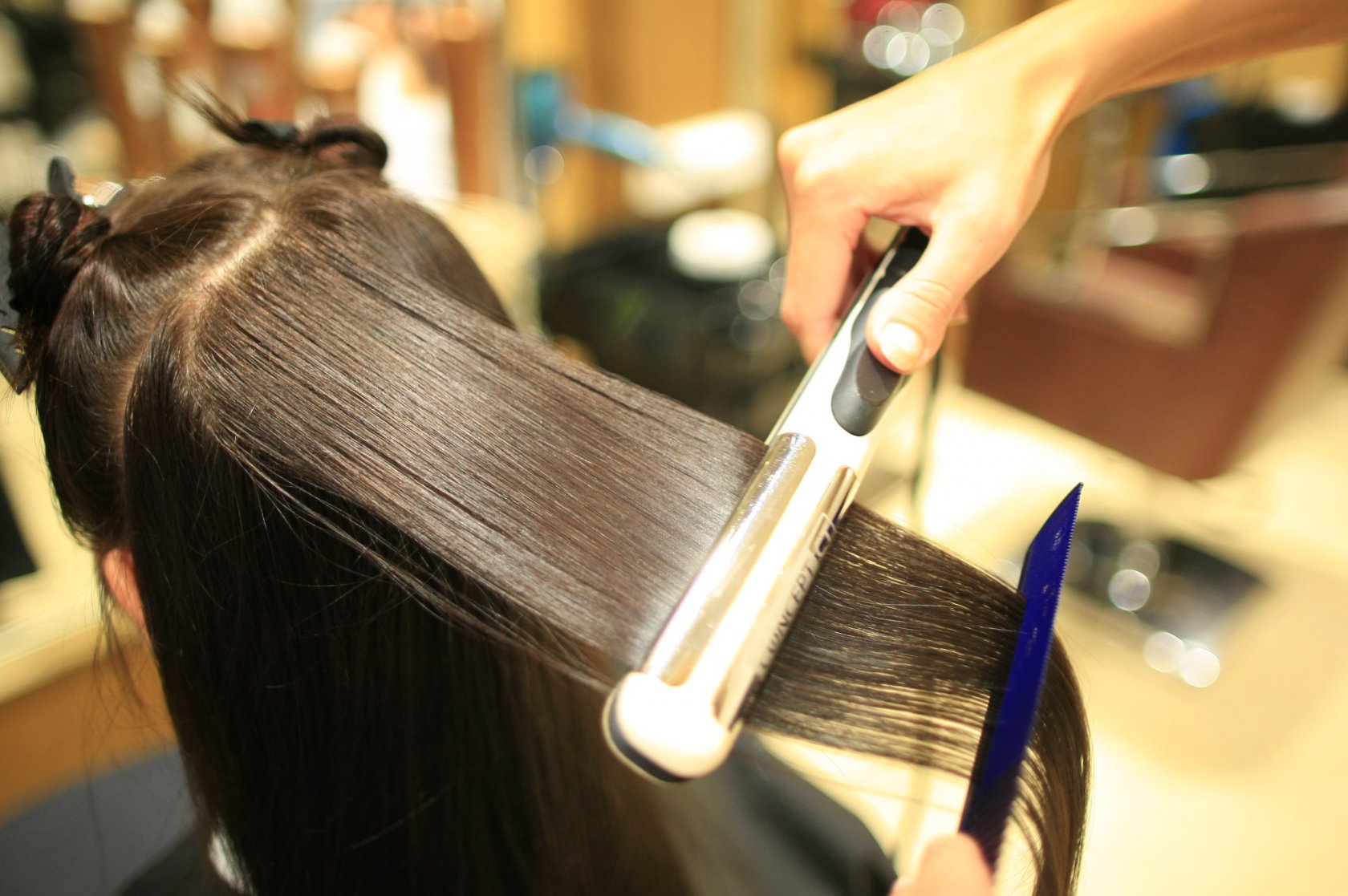 Как выпрямить волосы с помощью резинок