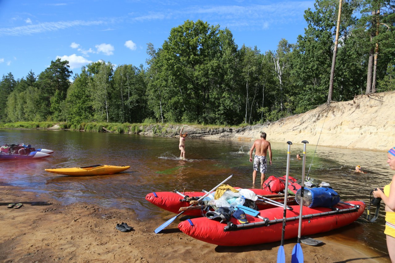 Сплав по реке пре деулино. Река пра рязанская область сплав на байдарках. Сплав по реке пра рязанская область. Сплавы по пре на байдарках. Сплав на байдарках владимирская - рязанская область.