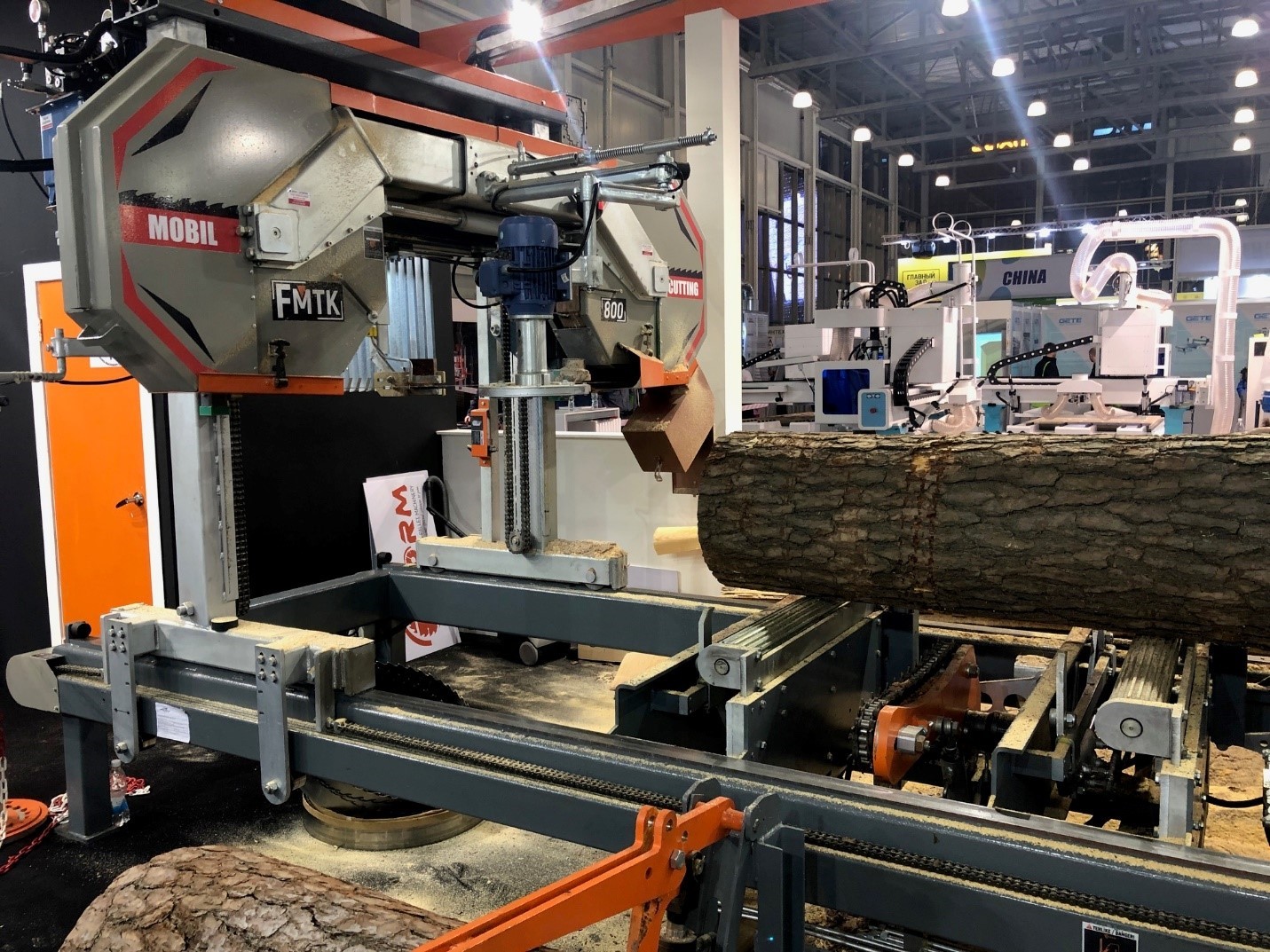 Продажа производство москва. Woodex 2021. Деревообрабатывающее оборудование Wood v102. Woodex выставка. Инновации в деревообработке.