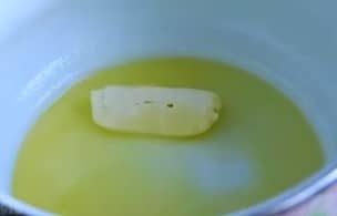 Приготовление ухи из красной рыбы со сливками: шаг 6