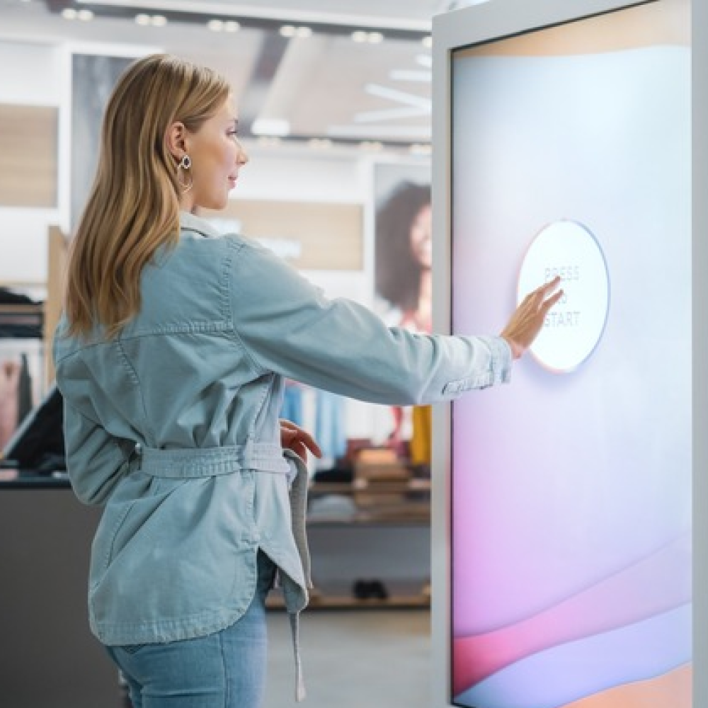 Умные экраны, Умный экран, демонстрация рекламы, экраны для рекламы, экраны для меню, экраны для рекламных баннеров, экраны для рекламных материалов