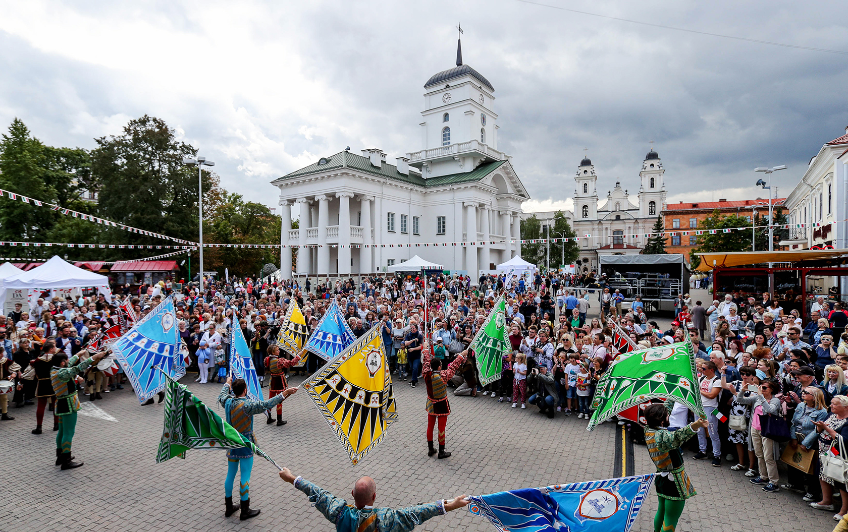 Беларусь италия. Праздник Eesti 14 июня.