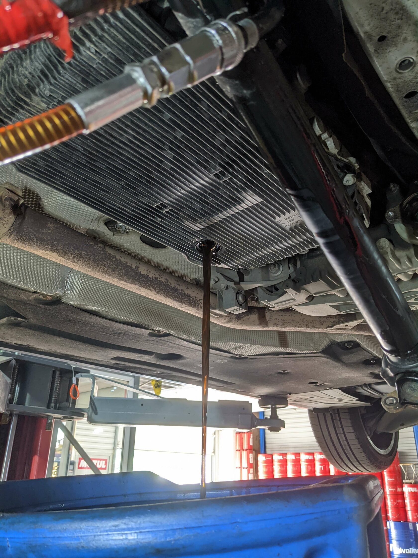 Слив масла из поддона АКПП ZF