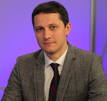 ВЕСЕЛОВ АЛЕКСЕЙ ВИКТОРОВИЧ Руководитель отдела по организационной работе и развитию колопроктологической службы ФГБУ «ГНЦК им. А.Н. Рыжих» Минздрава России, кандидат медицинских наук 