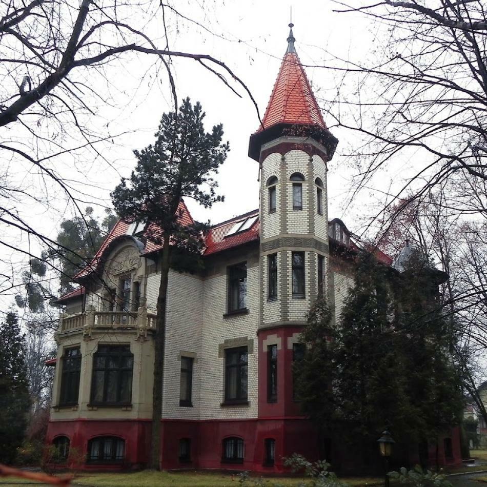 Виллы Амалиенау Калининград Фото