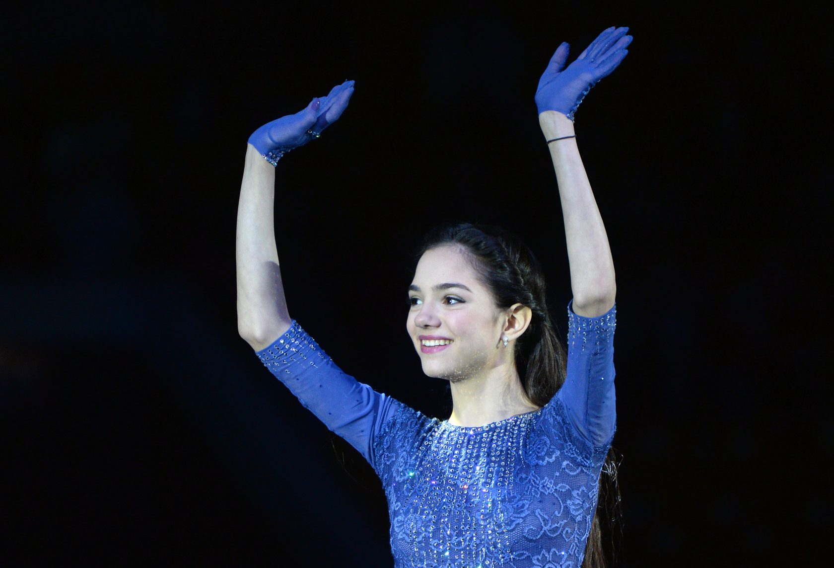 日本語 Medvedeva Bio