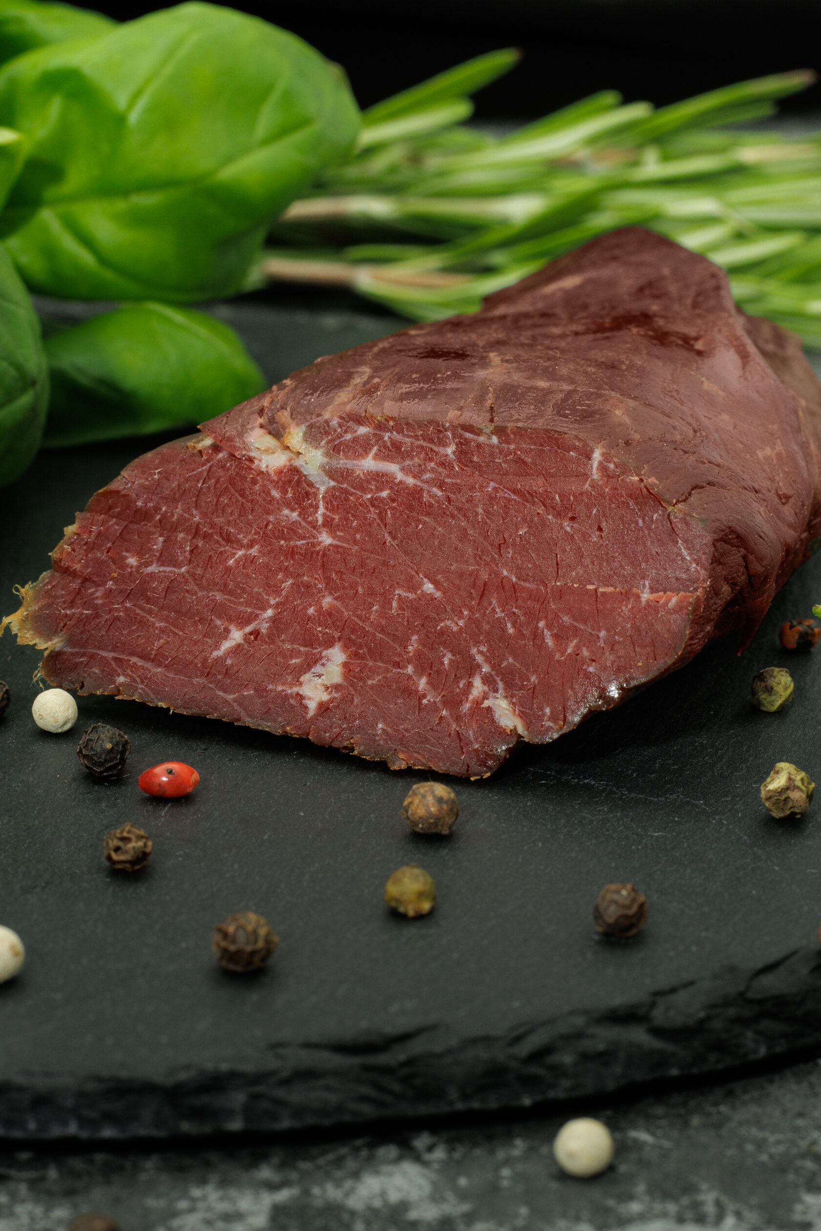 Вяленые деликатесы из оленины