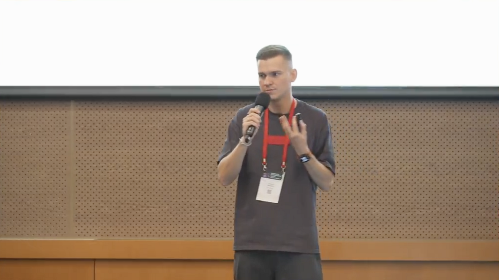 Алексей Шеметов CX из IEK на ECCS 2026 - про 4 провала в контактных центрах