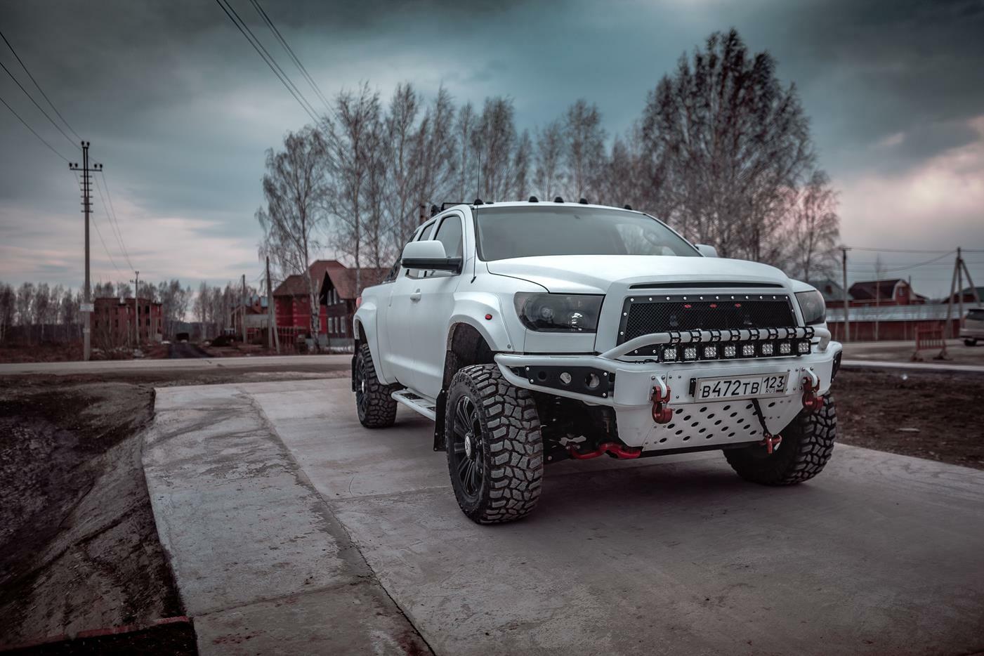 Toyota Tundra off Road Tuning