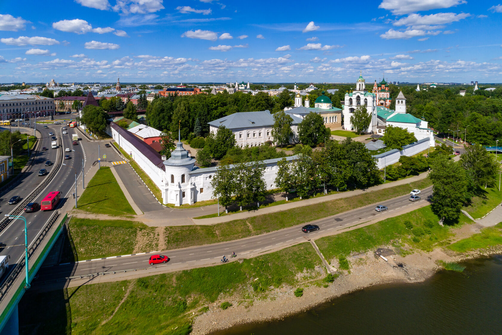 фотография Ярославского Кремля