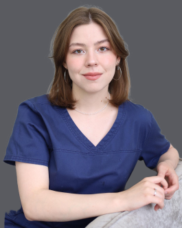 Фазылова Алина Васильевна, стоматолог-терапевт в Беляево рядом с метро Беляево