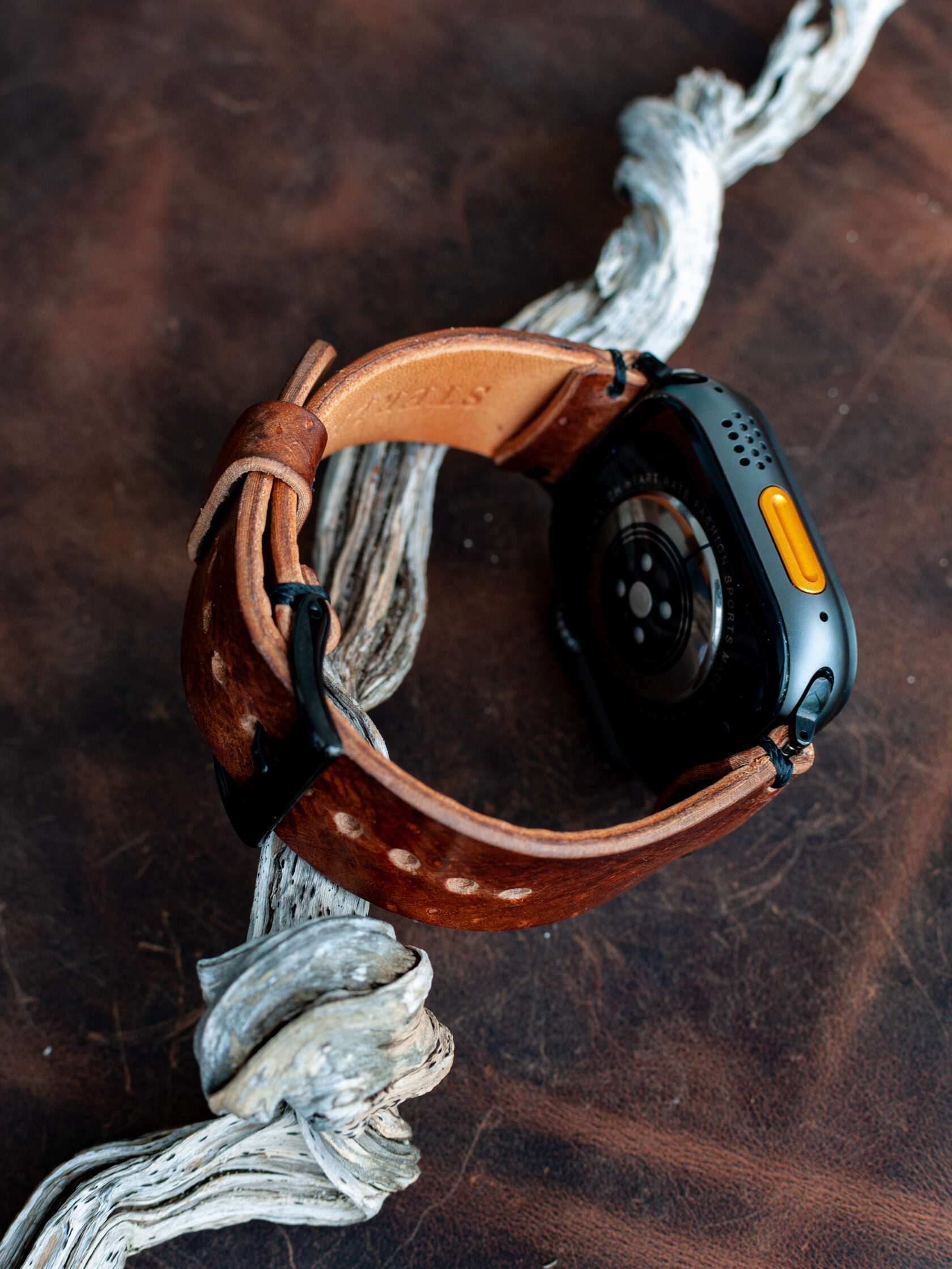 Ремешок из кожи осётра купить