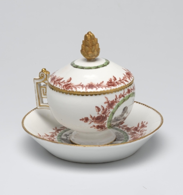 Чайно-кофейный фарфоровый сервиз, ИФЗ, около 1768 г.