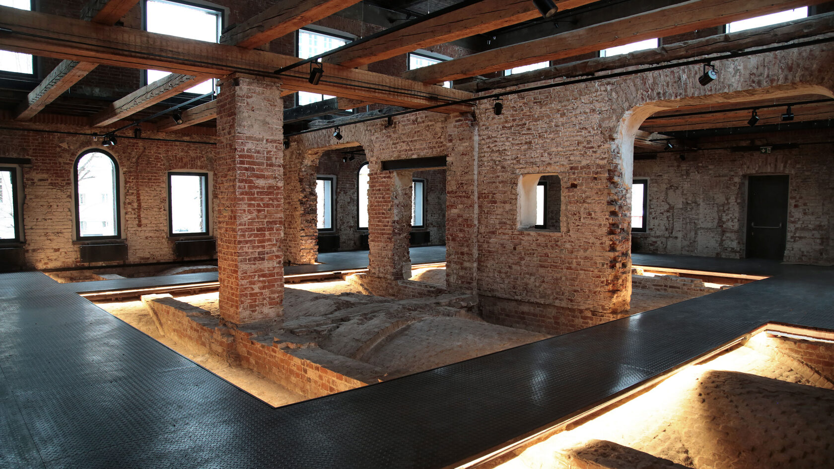 Флигель «Руина» Музея архитектуры имени А. В. Щусева