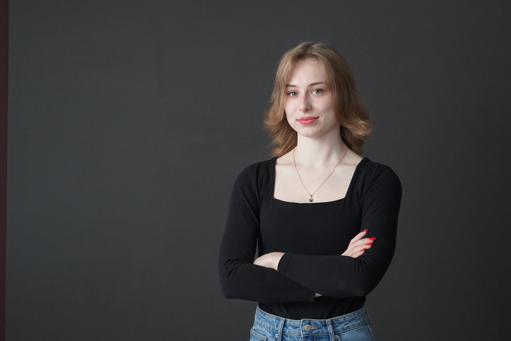 Имею опыт управления образовательными и деловыми проектами полного цикла — от разработки концепции и планирования до организации, проведения и оценки эффективности мероприятий. Руководила отделением дополнительного образования, разрабатывала стратегию образовательных программ для предпринимателей, координировала работу с государственными структурами, бизнес-сообществом, экспертами и подрядчиками.    За последние полгода организовала более 120 деловых и образовательных мероприятий с общей аудиторией свыше 1000 участников. Координировала конференции, форумы, круглые столы, бизнес-миссии и семинары, обеспечивая соблюдение сроков, качество реализации проектов и эффективное взаимодействие всех участников.