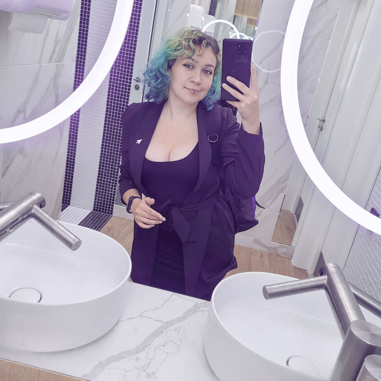 Альтушка с Госуслуг, UX-разбор туалета и как соц.сети помогли в поиске работы | Ксения Морозова, дизайн-директор Госуслуг