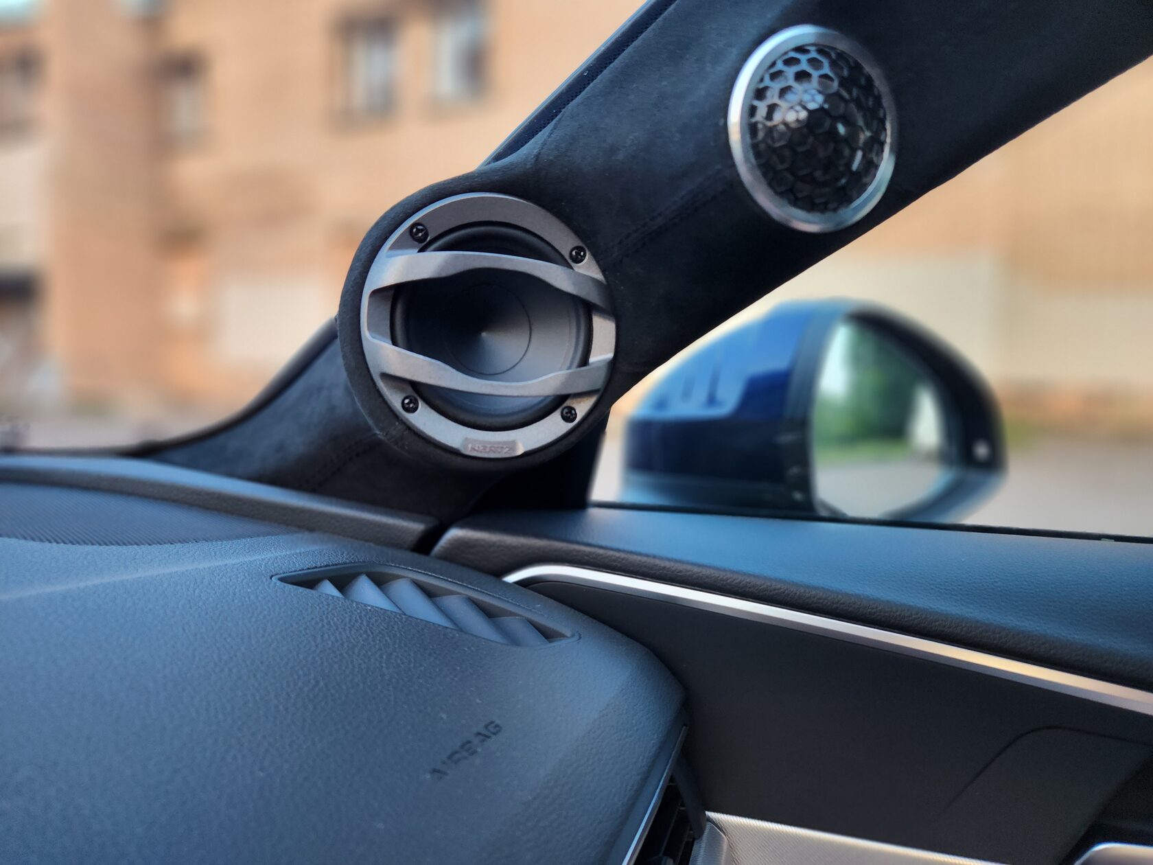 замена акустики ауди а4 б9