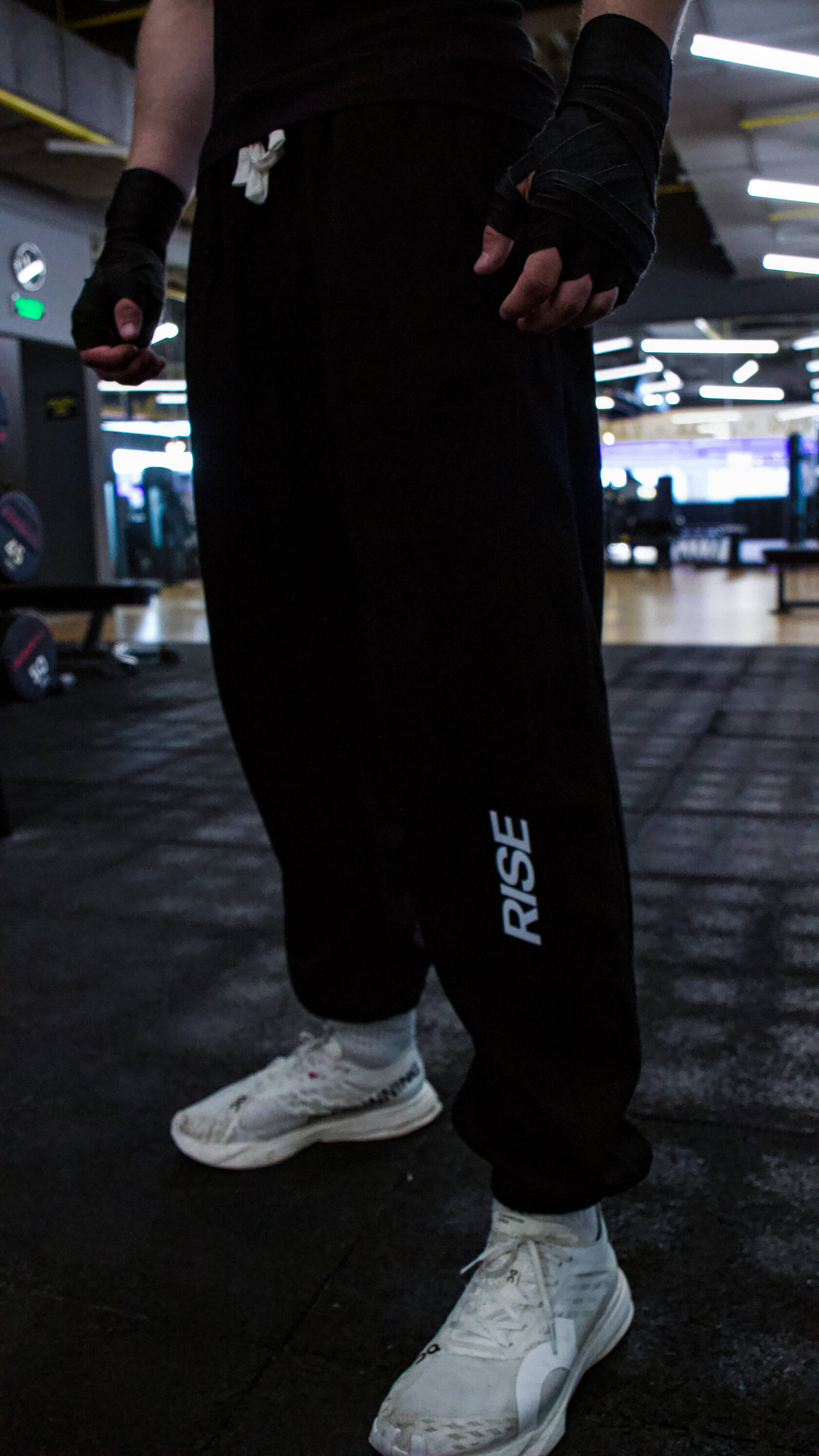 Спортивные штаны Rise черные для мужчин