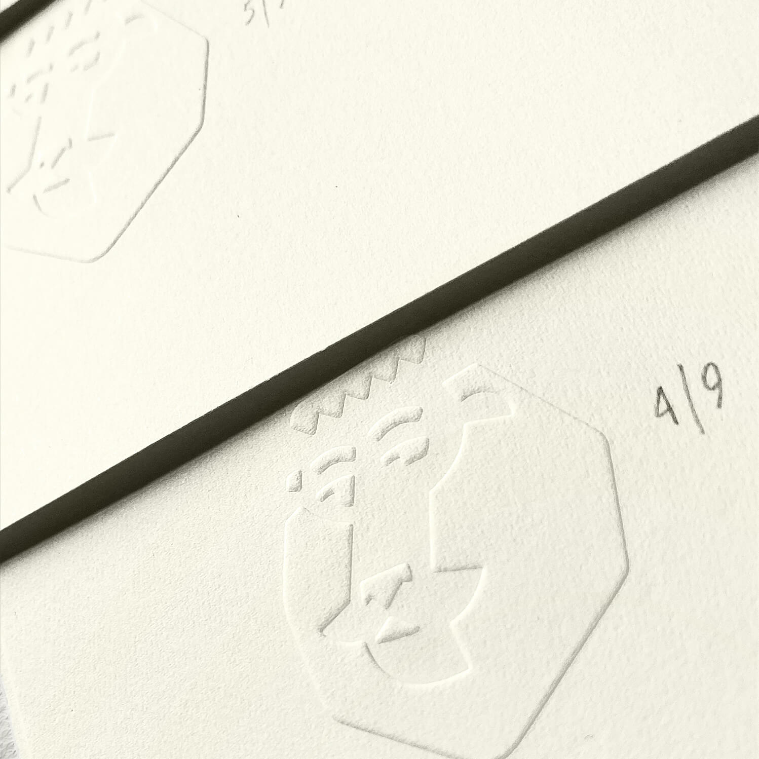 Тиражная графика в технике трафаретной печати. Автор Алексей Бархан.