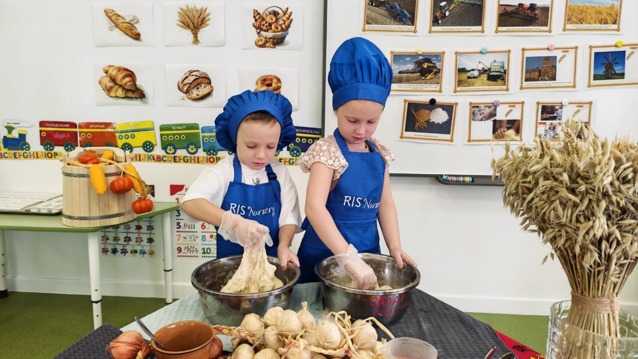 Международный день хлеба в билингвальном саду RIS Nursery