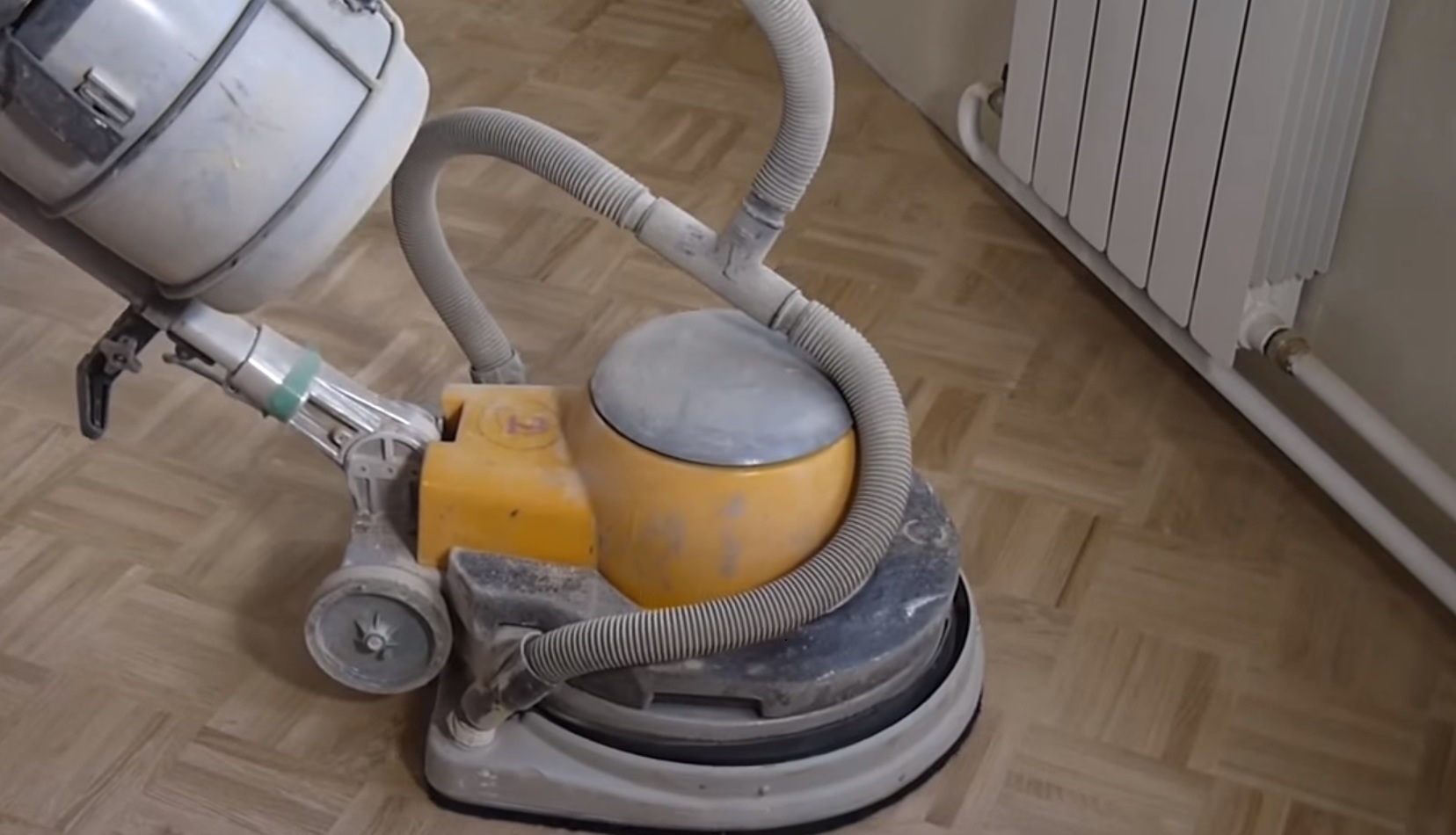 Бытовая техника для полировки паркета