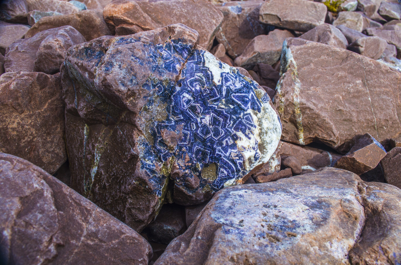 камни кольского полуострова фото