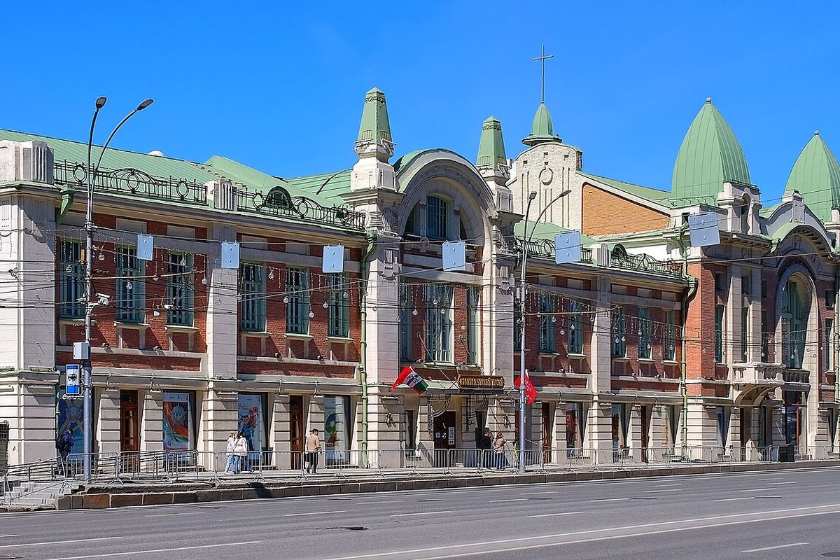 Новосибирский краеведческий музей на Красном проспекте
