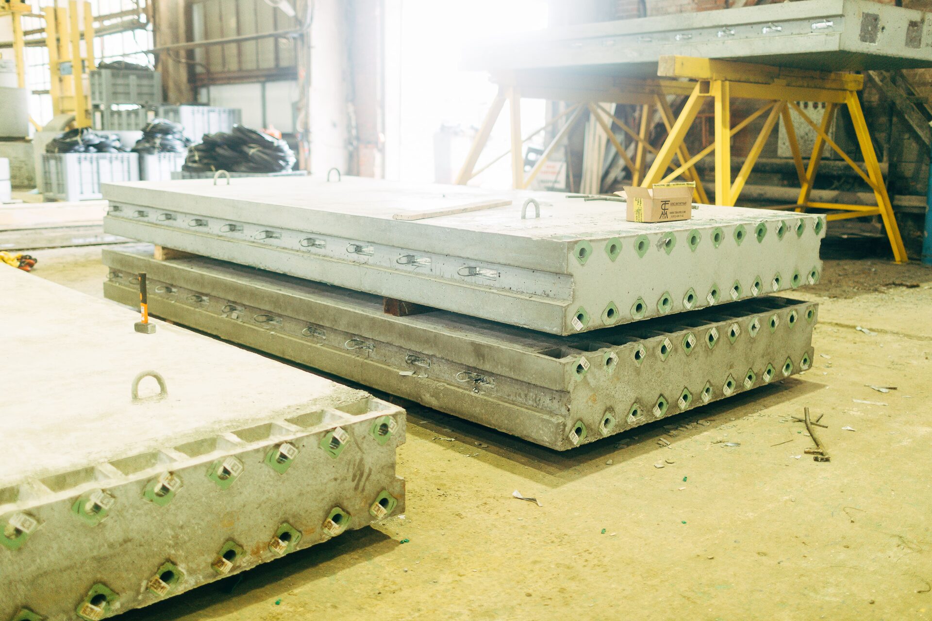 Предприятия которые производят готовую продукцию. Пищевая и перерабатывающая промышленность. Предприятия которые производят готовую продукцию. Сфера деятельности и выпускаемая продукция. Пищевой.