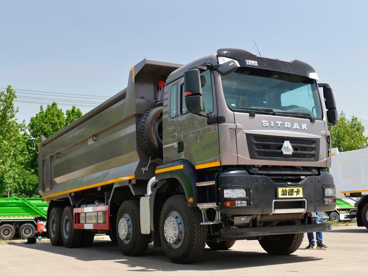 Самосвал SITRAK C7H 8×4 кузов 34,96 куб.м.