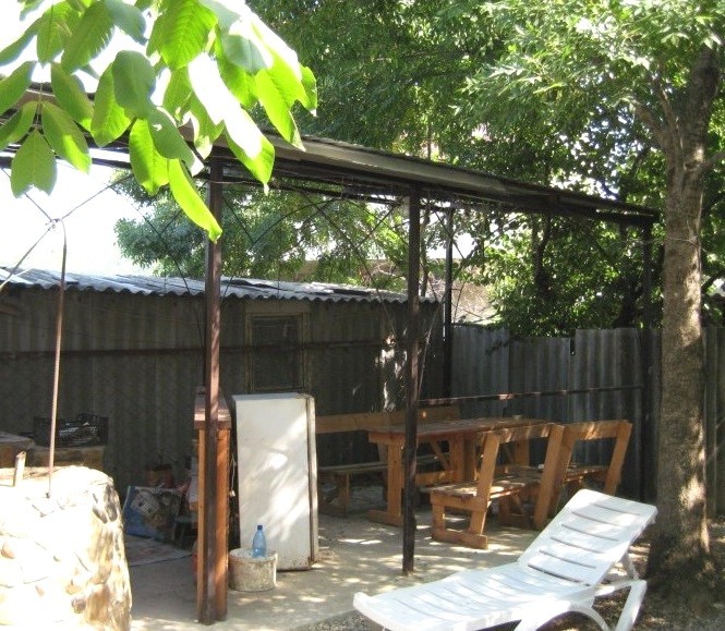 Терраса для отдыха на базе у моря Смородина, Лермонтово