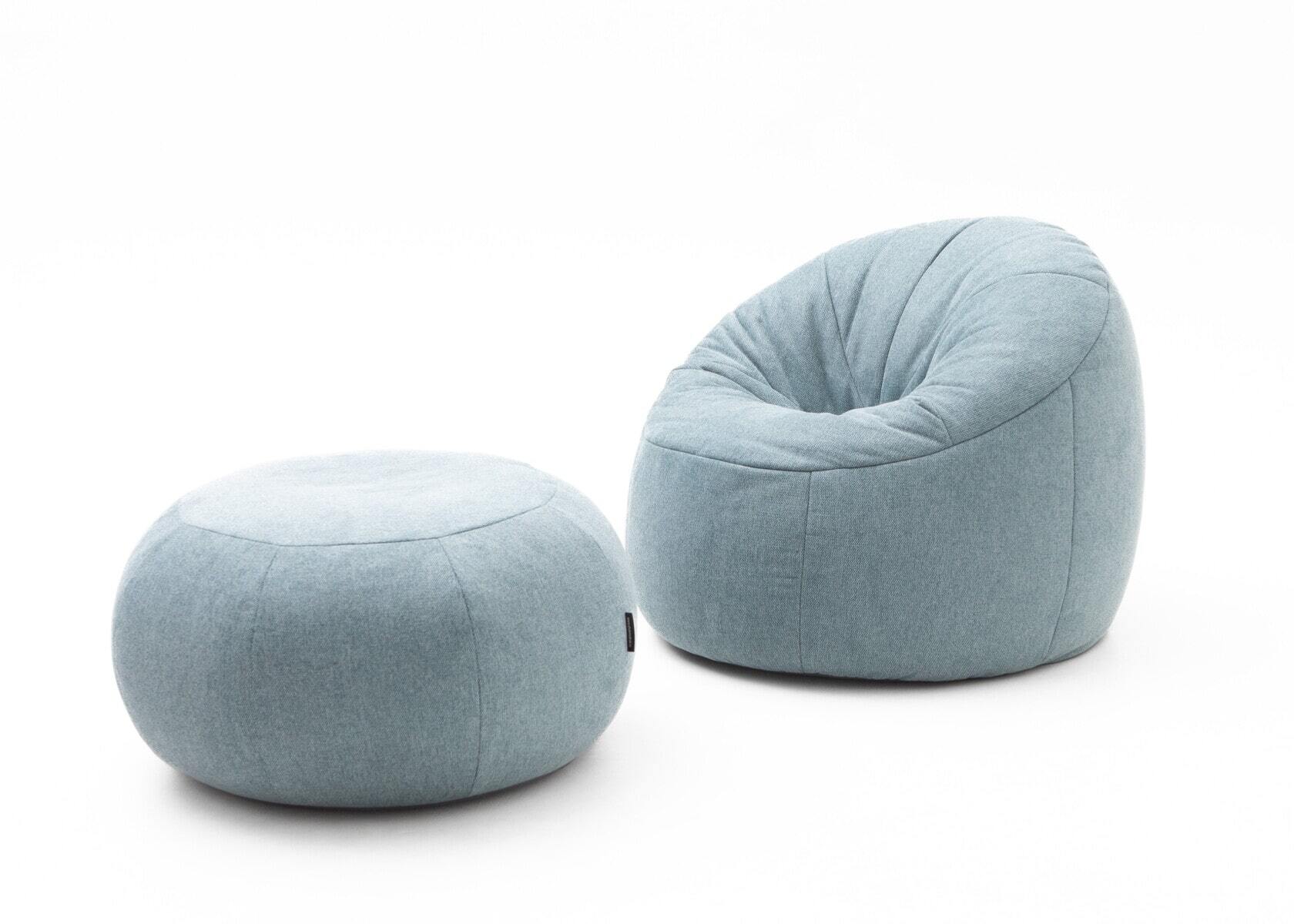 Пуфик в гостиной как элемент уюта